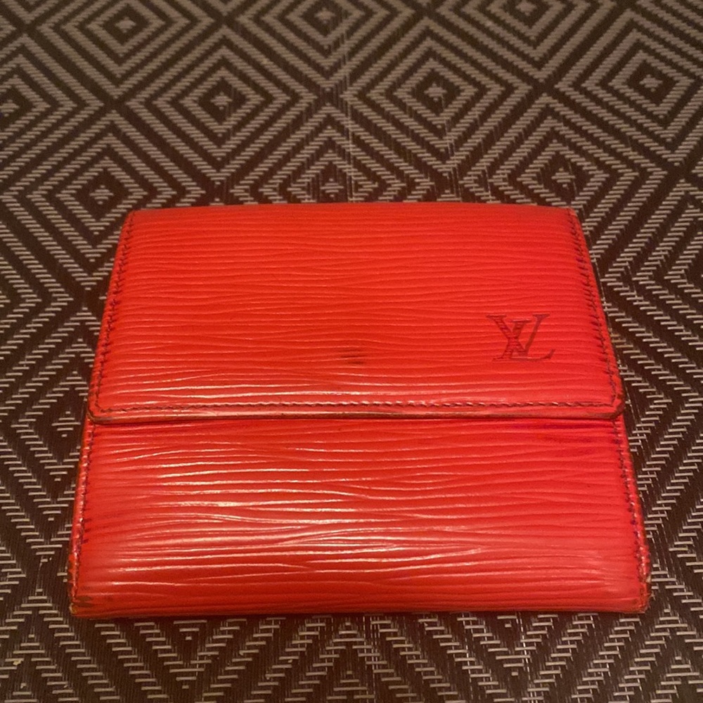 Used condition Red Epi Louis Vuitton short wallet snappy both sides - see photos